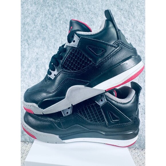 Air Jordan 4 Retro  Boys Sneakers Size 12C  Black Red Leather Upper EUC - Picture 7 of 9